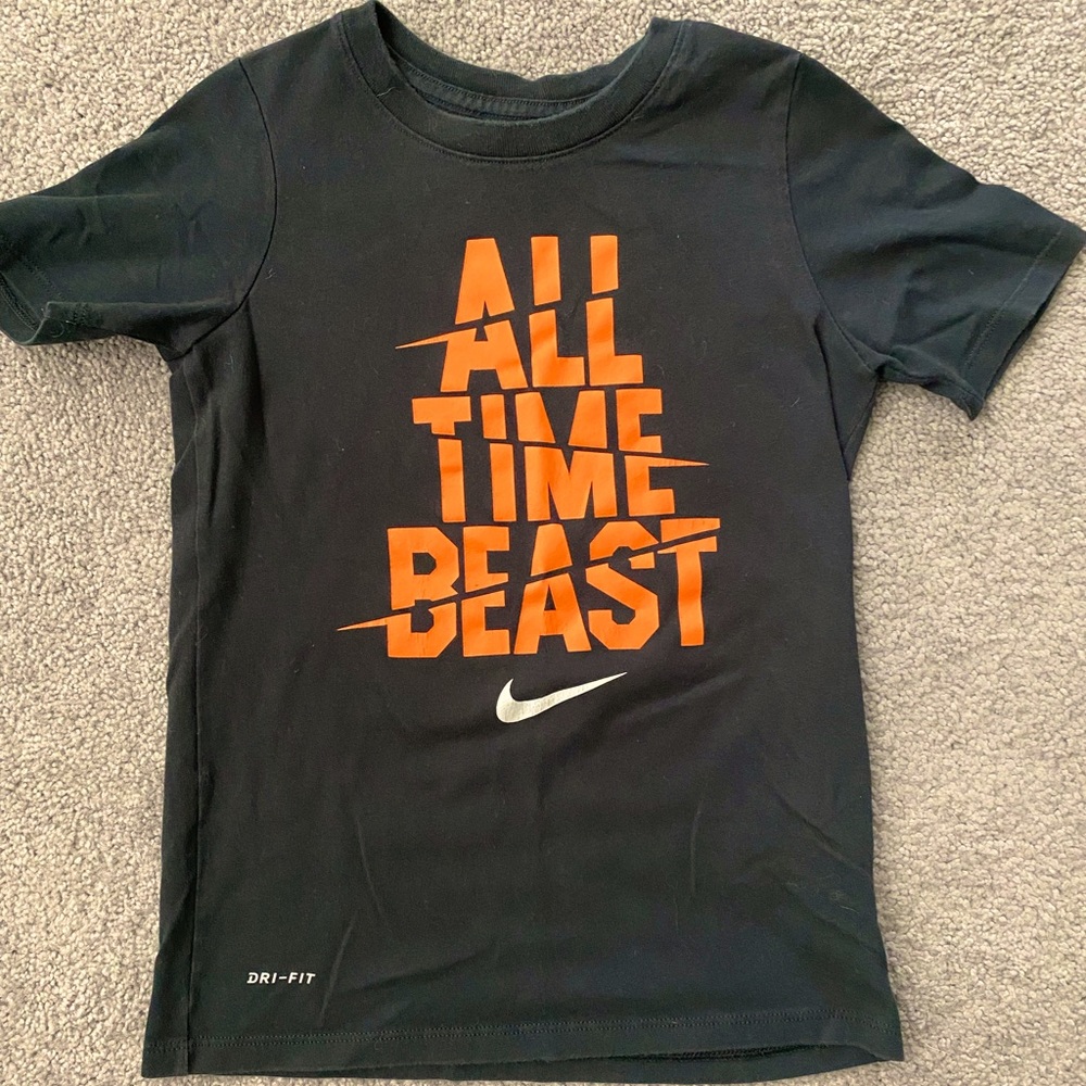 Boys Nike Tee